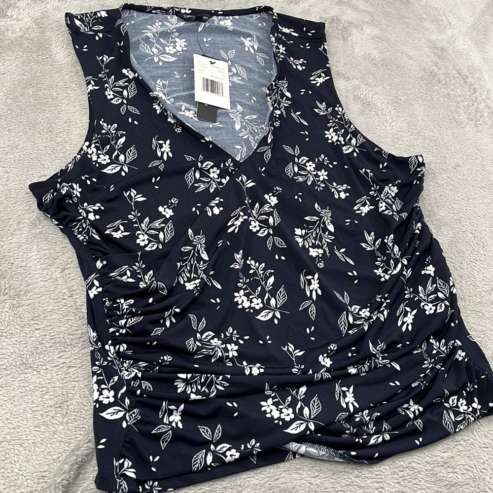 NEW Violets & Roses, L, XL Sleeveless Ruched Floral Blue White‎ Blouse